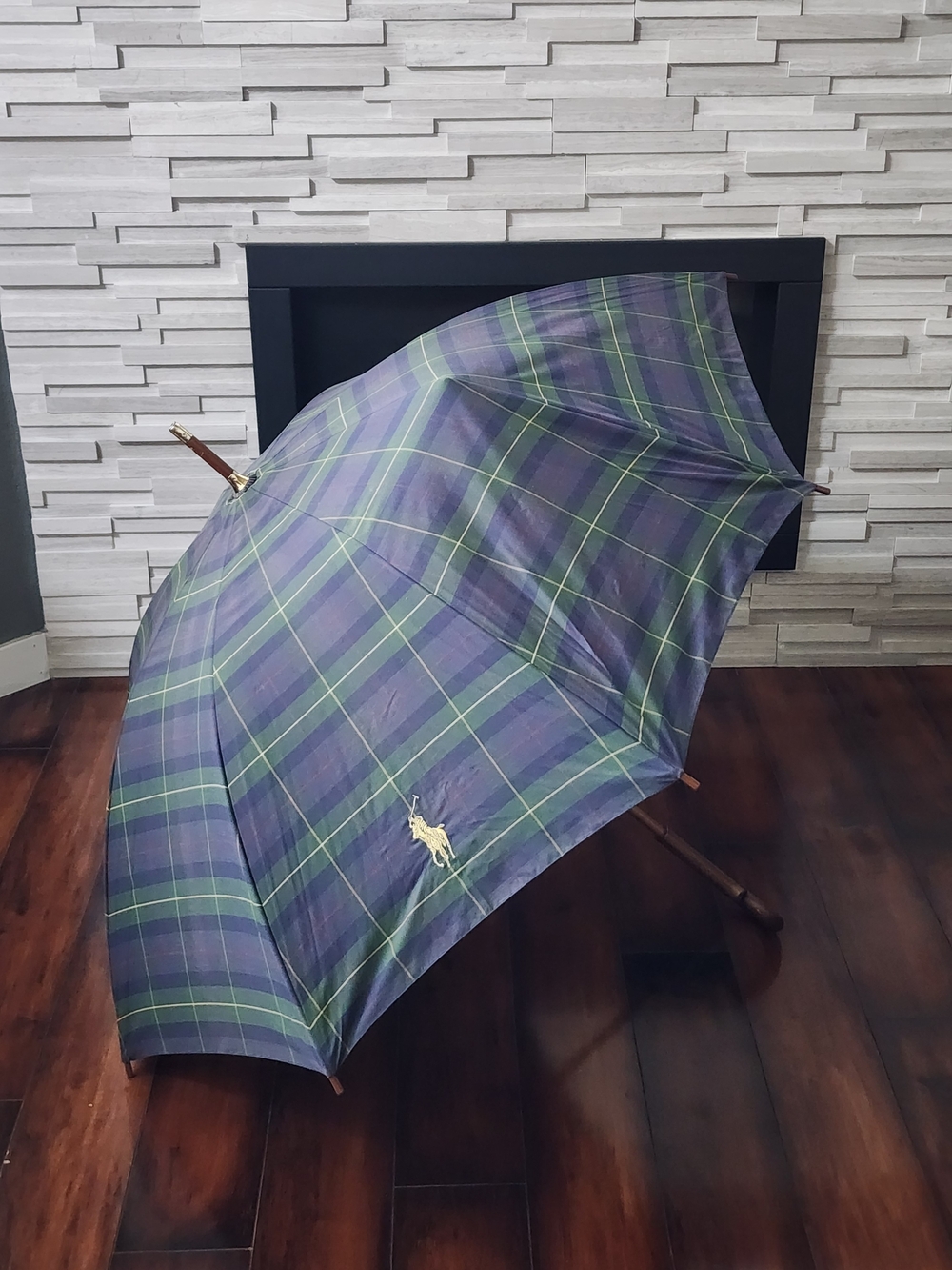 Vintage Polo Ralph Lauren Blackwatch Plaid Golf Umbrella Wood Handle Logo